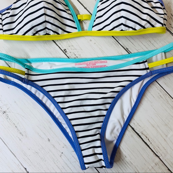 Victoria’s Secret bikini striped black white set - Picture 3 of 6